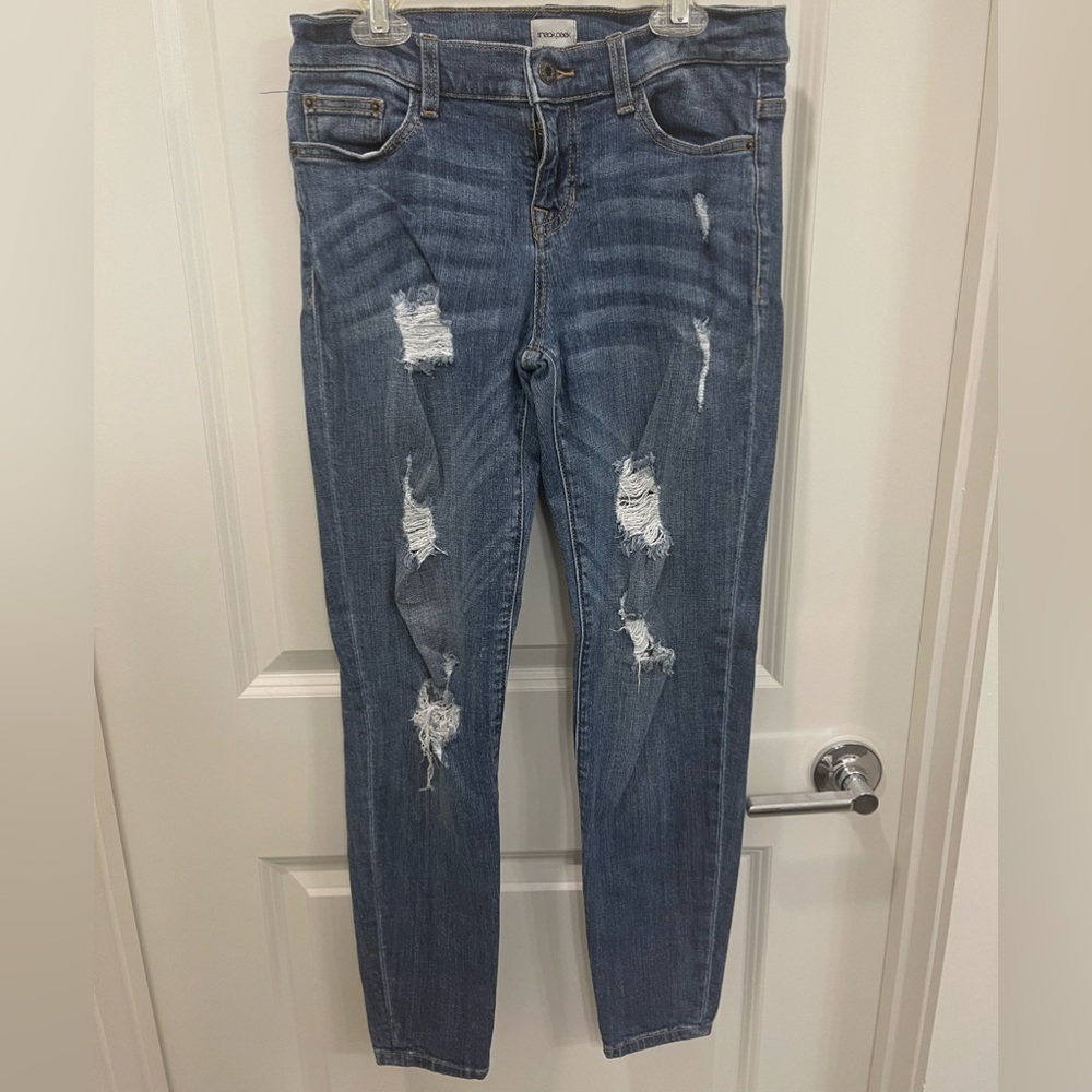 Sneak Peek Boyfriend Jeans